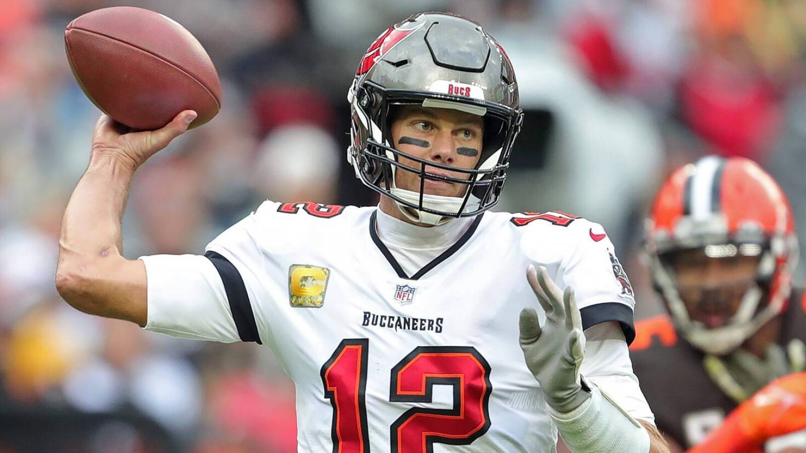 Brady compares Bucs' season to bizarre Holyfield-Tyson fight - Vimarsana News