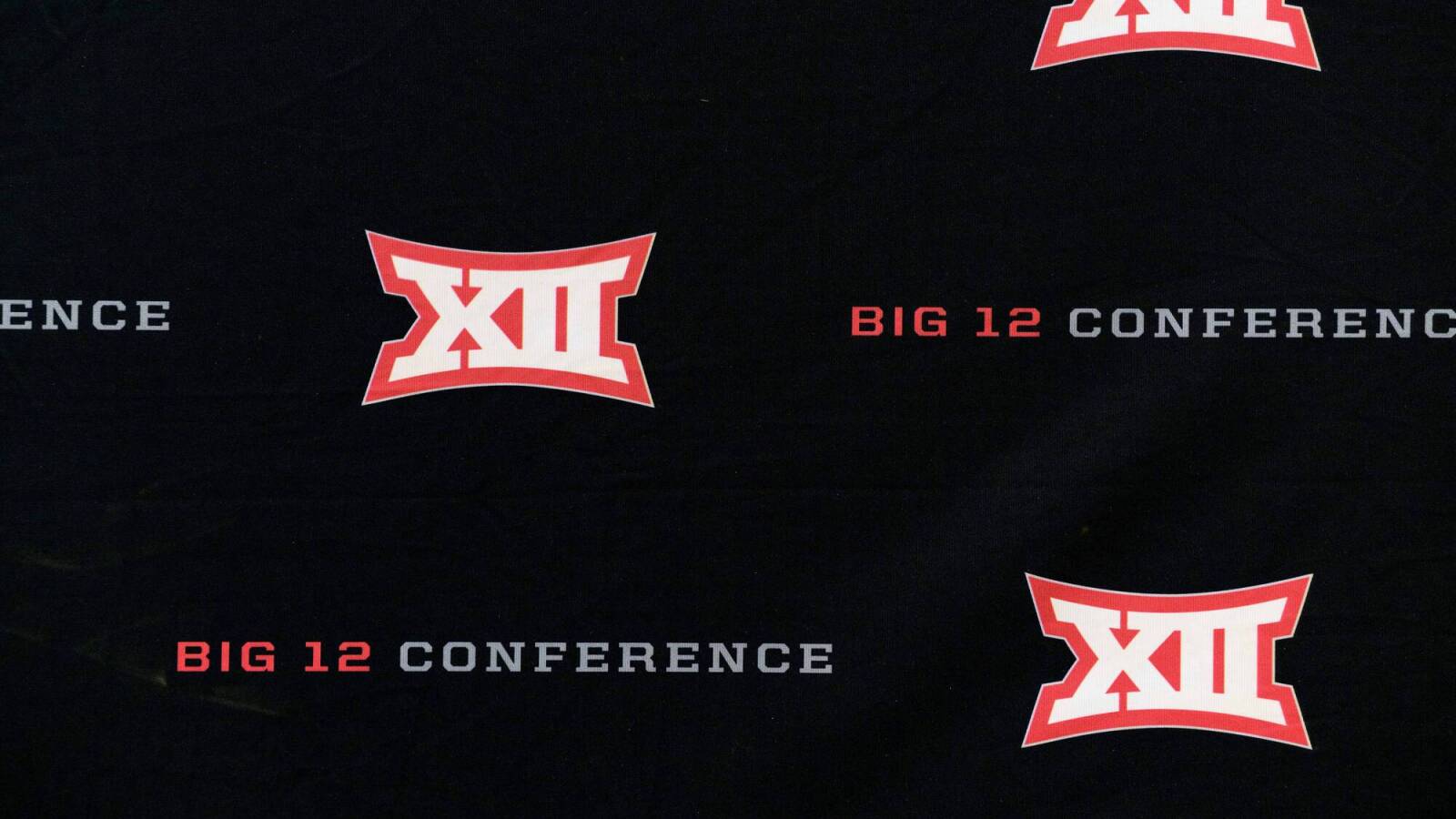 Big 12 Schools Could Benefit From Texas Oklahoma Leaving Early big-12-schools-could-benefit-from-texas-oklahoma-leaving-early