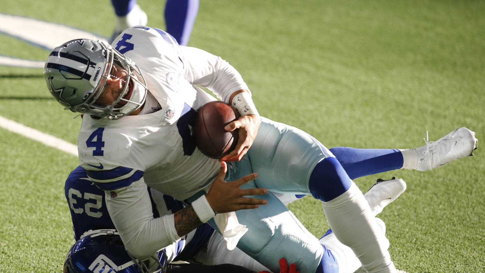Dak Prescott carted off with ankle injury Yardbarker