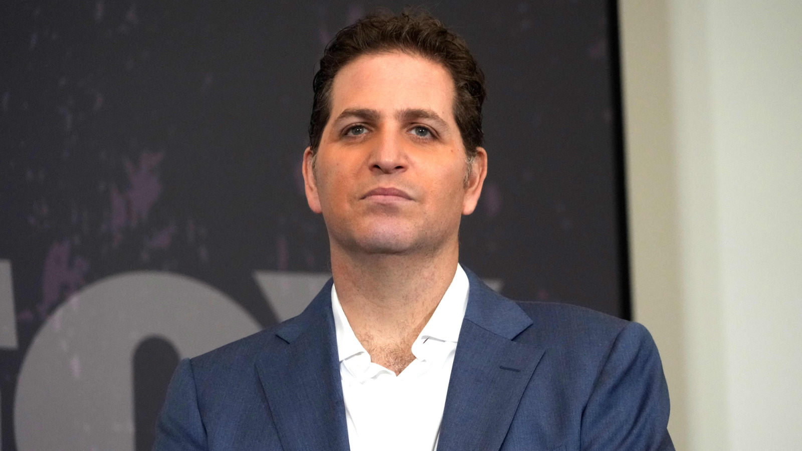 Report: ESPN in ‘serious talks’ to hire notable NFL reporter | Yardbarker