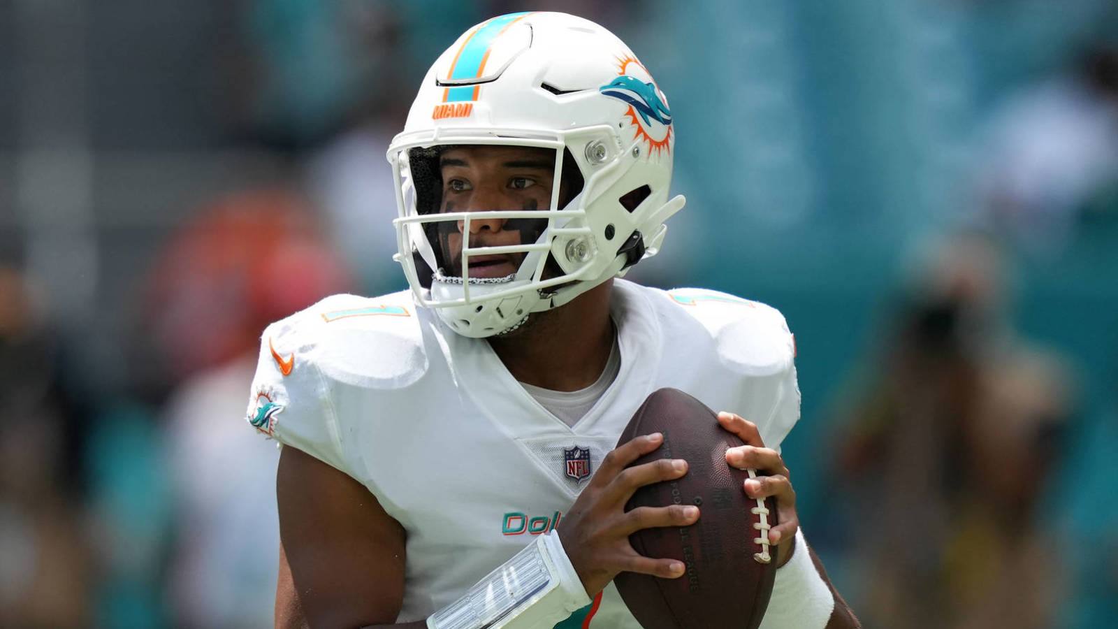 Dolphins activate QB Tua Tagovailoa from IR