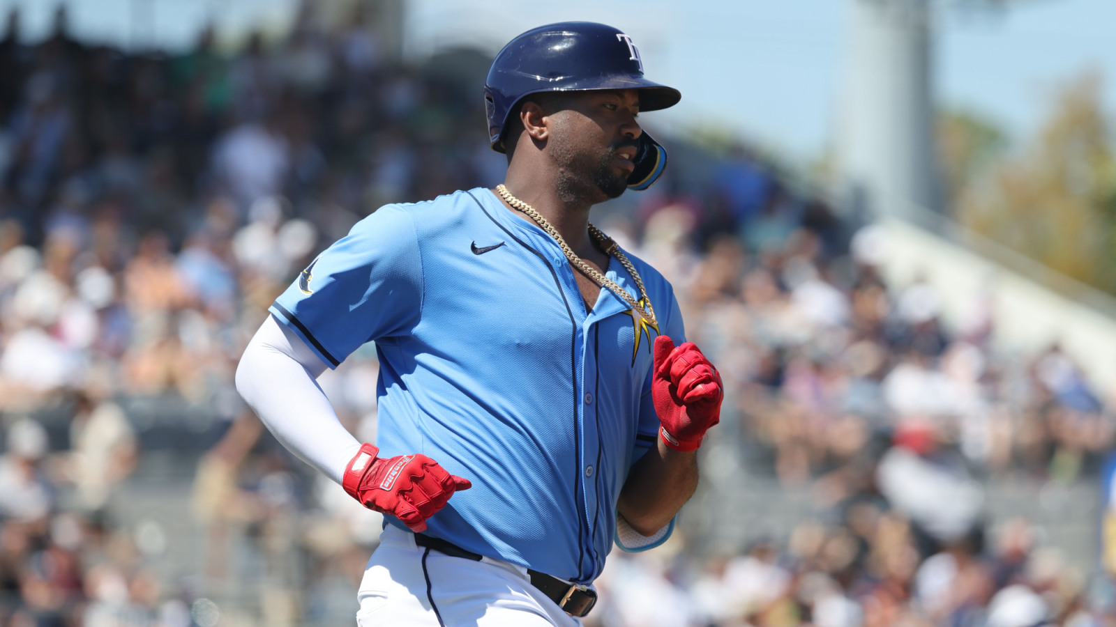 Blue Jays Re-Sign Eloy Jimenez To Minor League Deal