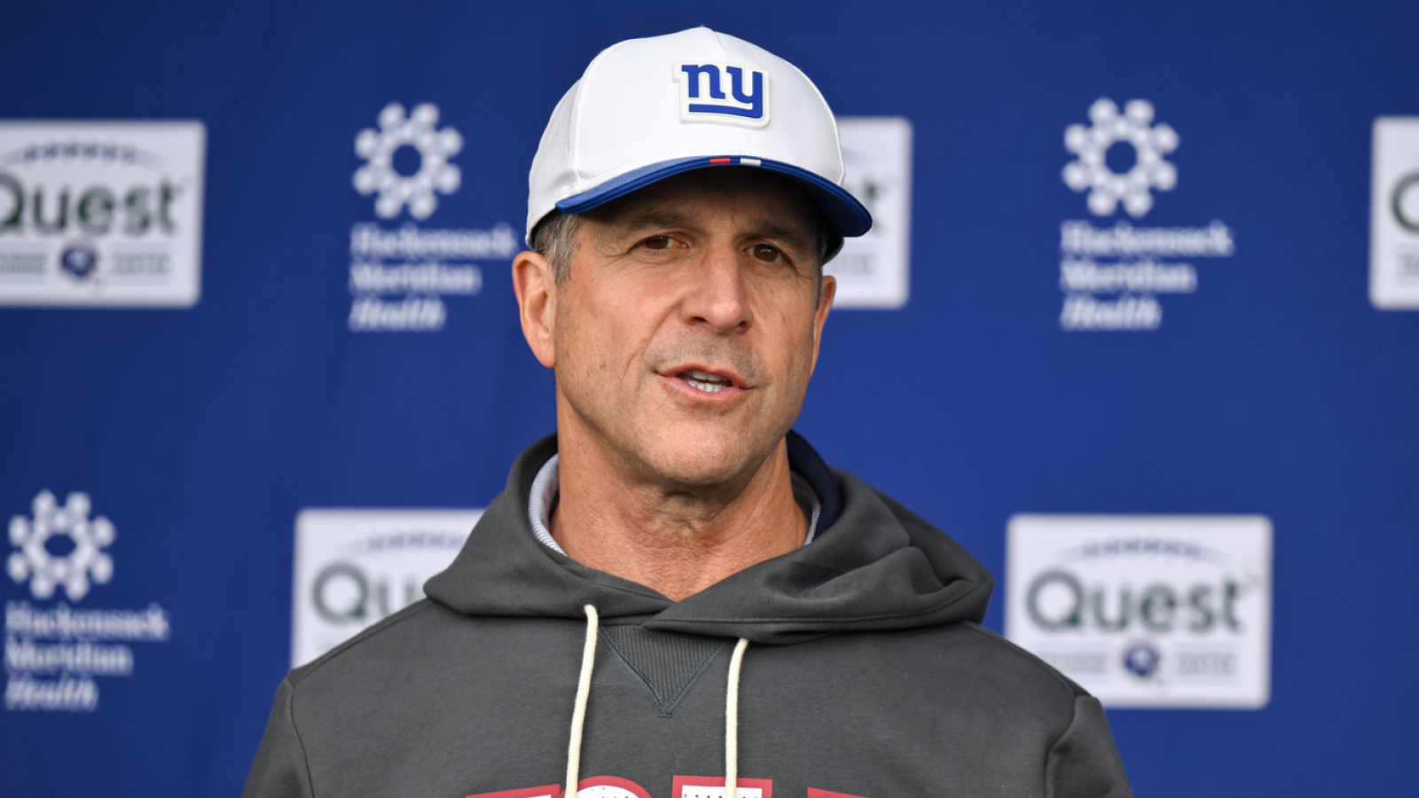 https://www.yardbarker.com/media/9/c/9c48b39d65d2ed018b601887c3b8a6dd317a4a72/thumb_16x9/giants-harbaugh-reacts-viral-skattebo-backflip.jpg?v=1
