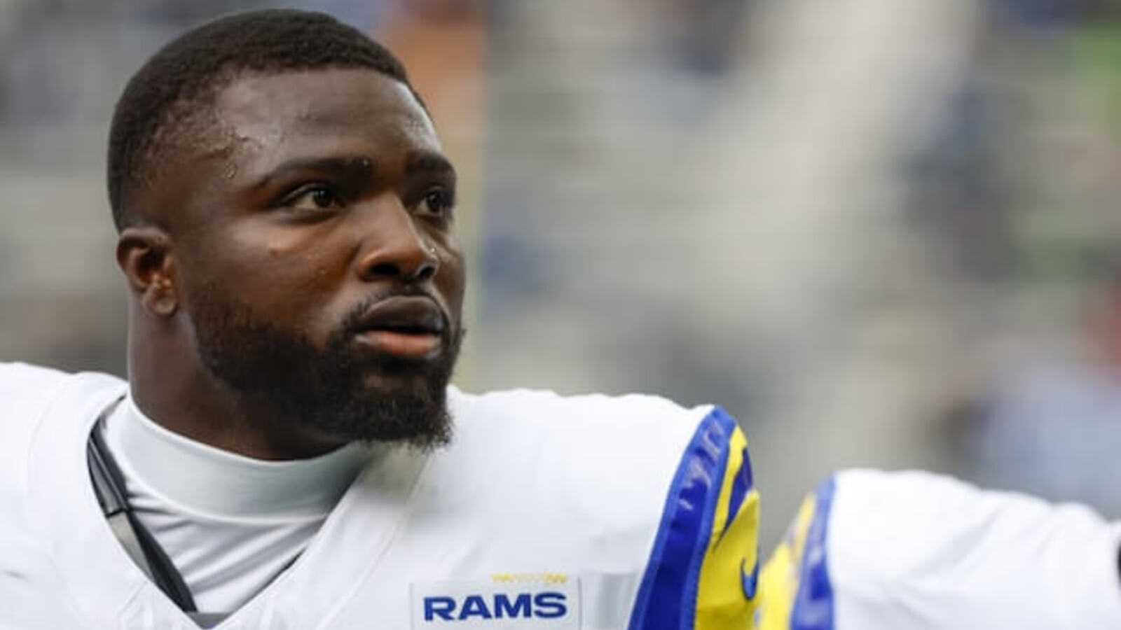 Byron Young Managing Knee Issue In Rams Training Camp