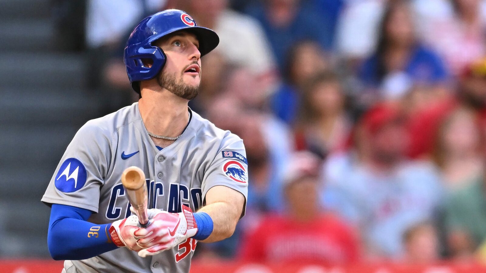 Gold Hits $4,350 on Fed Rate Cut Hopes, Geopolitical Tensions