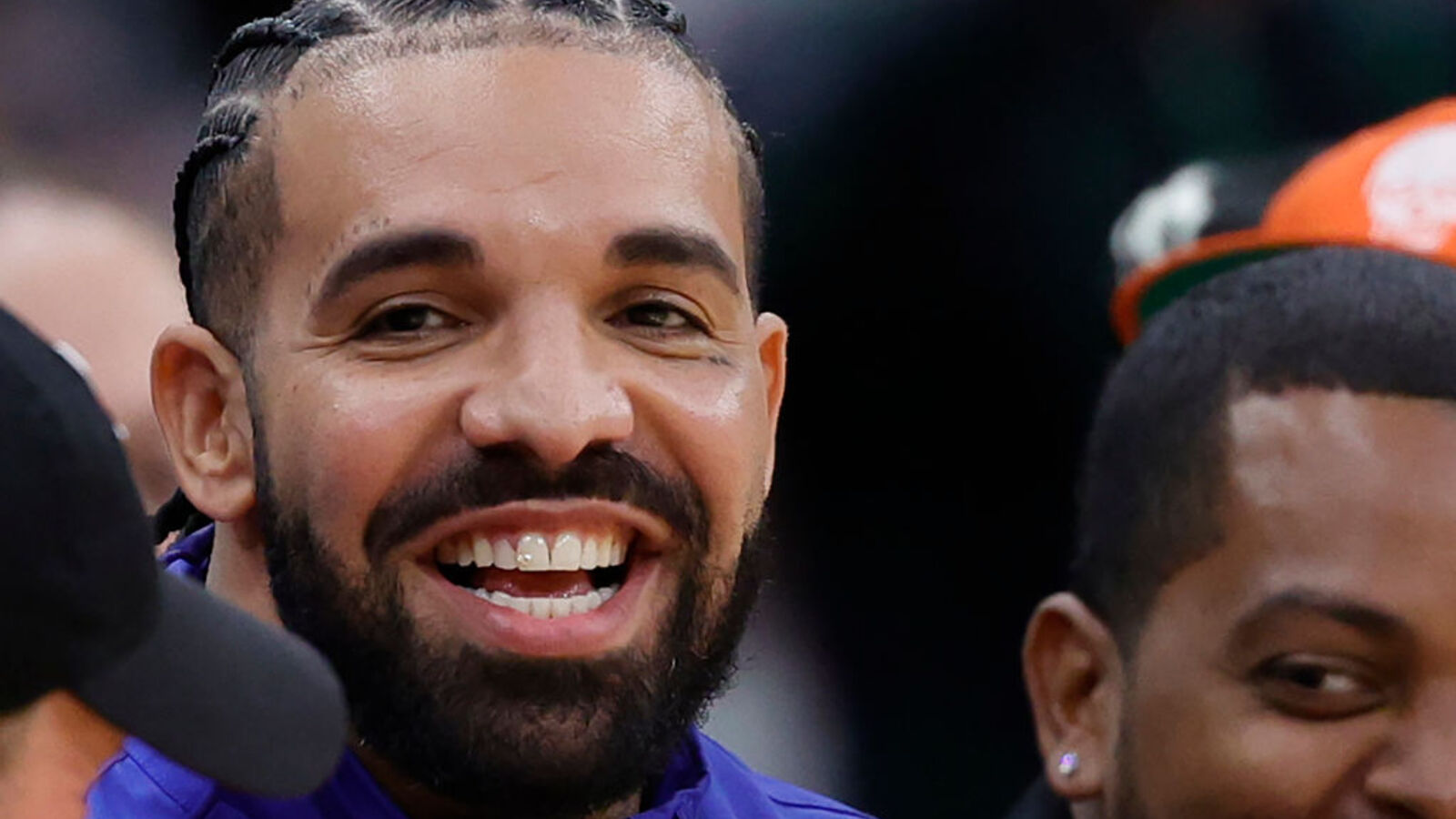 Drake's Former Robbie Williams Estate Fails to Attract Buyers in ...