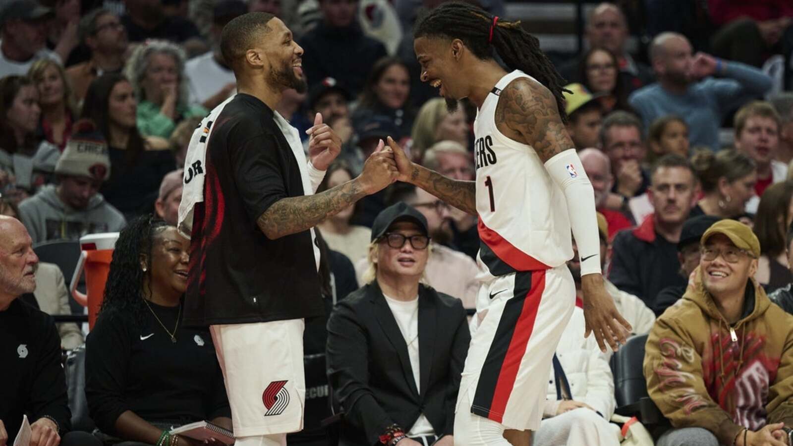 Fresh off dominant debut, revamped Blazers face Kings
