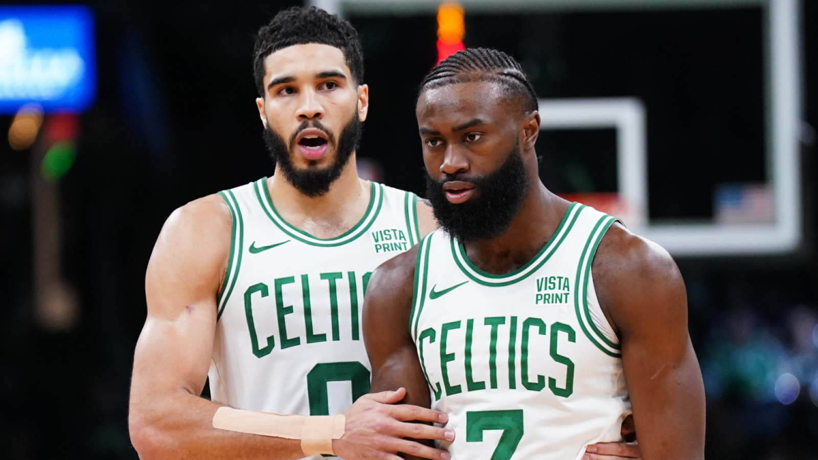 https://www.yardbarker.com/media/9/d/9d36450d31ff8ef6750d1a7cf80179d8e2a8a91e/thumb_16x9/2-0-hole-here-road-celtics.jpg?v=3