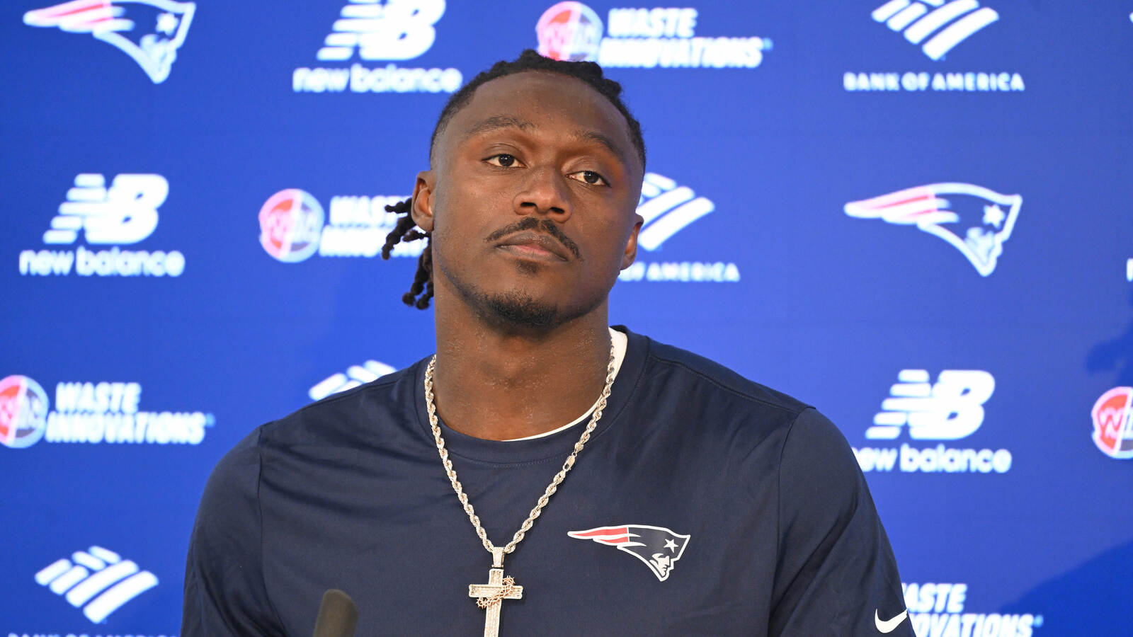 https://www.yardbarker.com/media/9/d/9d4763fbeda21588e4ae88675df78cd539d9aec5/thumb_16x9/jun-2-2026-foxborough-ma-usa-new-england-patriots.jpg
