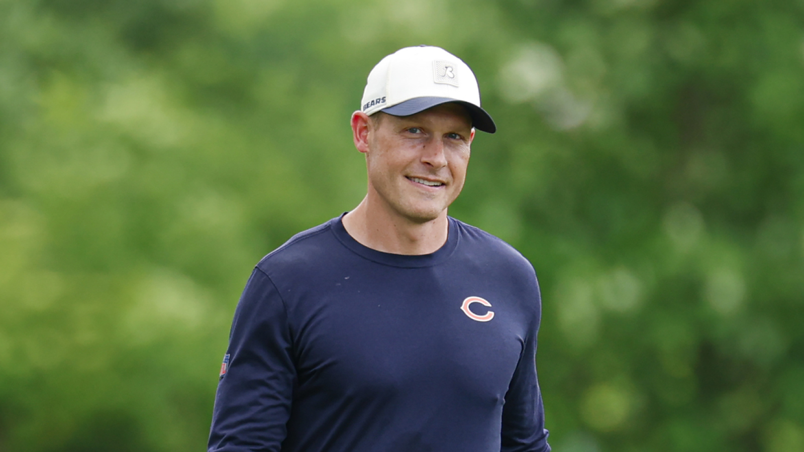 https://www.yardbarker.com/media/9/d/9d5fa96a5f7dfd62a40aba79af4d9bf8d99492f0/thumb_16x9/ben-johnson-bears-sitting-on-goldmine-underrated.jpg?v=1