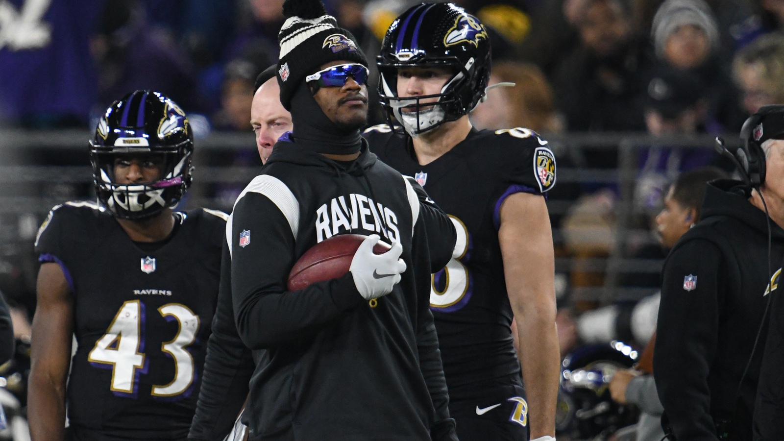 PFF Predicts Where The Number One NFL Free Agent Lands In 2023 - Vimarsana News