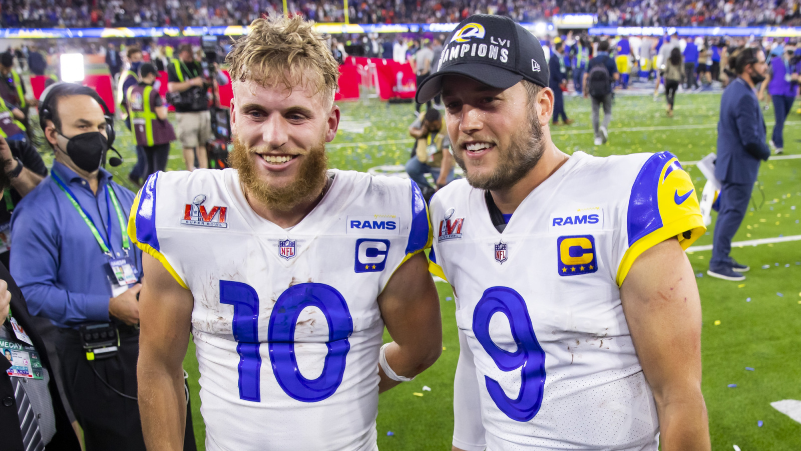 https://www.yardbarker.com/media/9/d/9d913282f4093a2529a77efefda36834e4603f4e/thumb_16x9/matthew-stafford-discusses-relationship-cooper.jpg?v=1