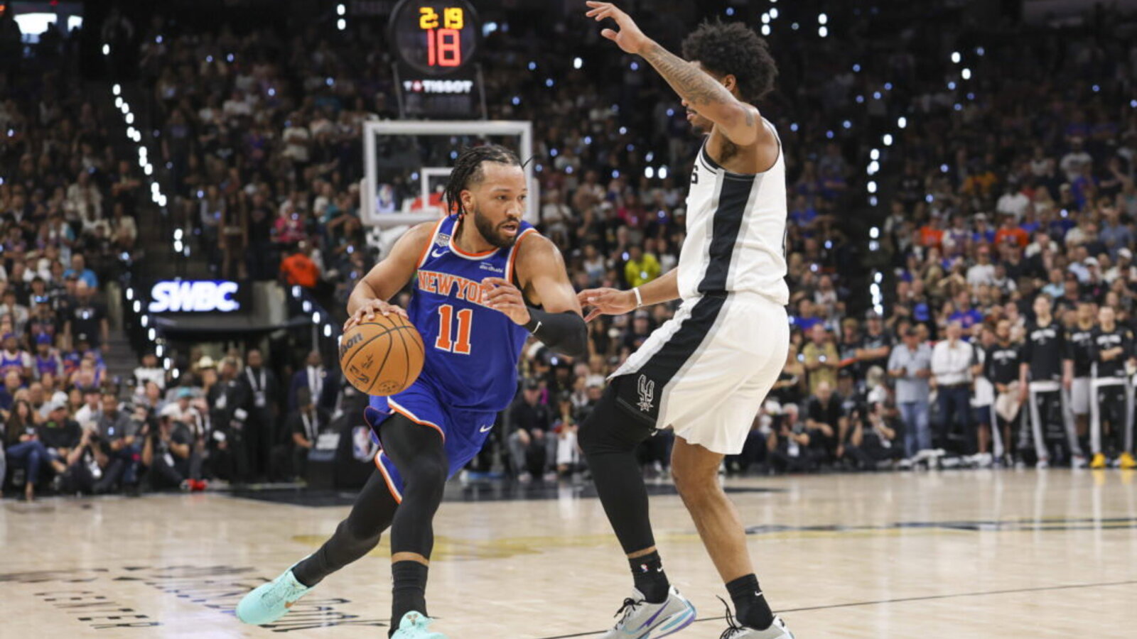 Jalen Brunson's Wife Ali Drops 3-Word Reaction to Knicks Fan's Physical Therapy Claims