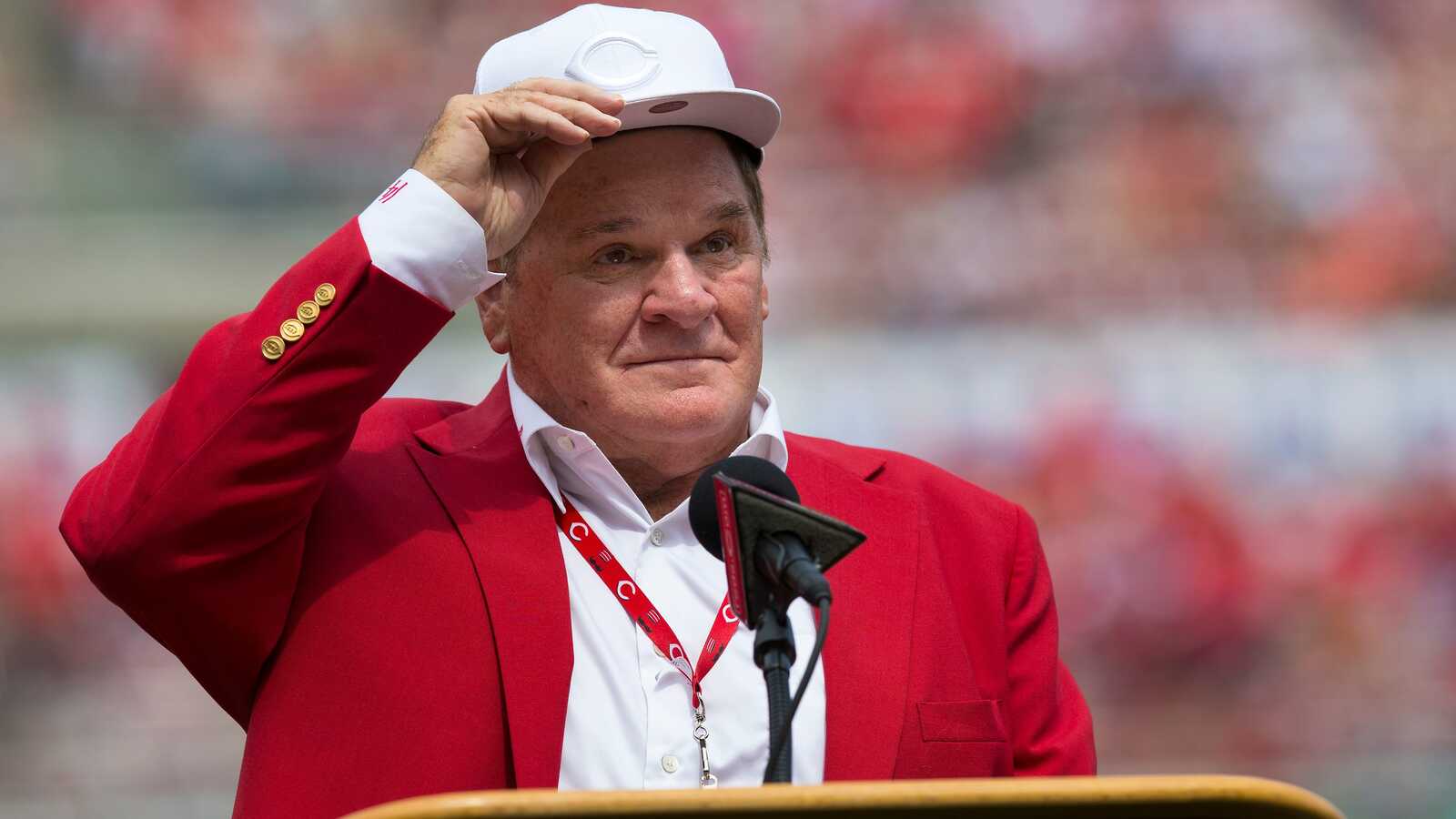 https://www.yardbarker.com/media/9/e/9e1b29cbad75868e3677f2d1ba0a504e9594fef6/thumb_16x9/emotional-cincinnati-reds-hall-famer-pete-rose.jpg
