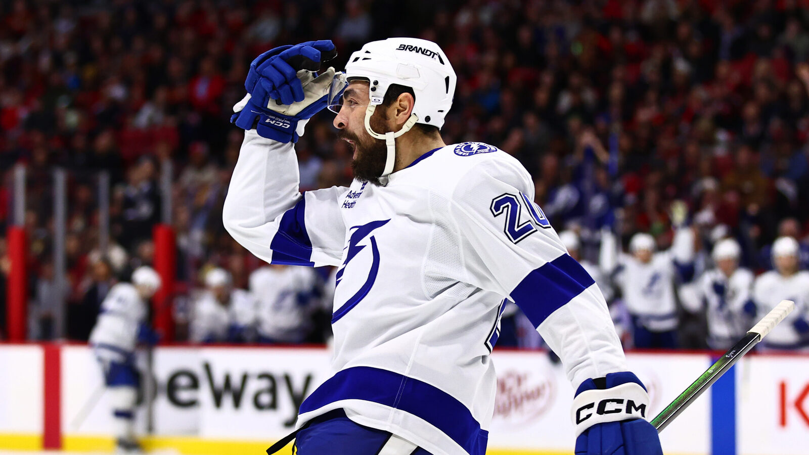 Who are the Maple Leafs' ideal linemates for Nick Paul?