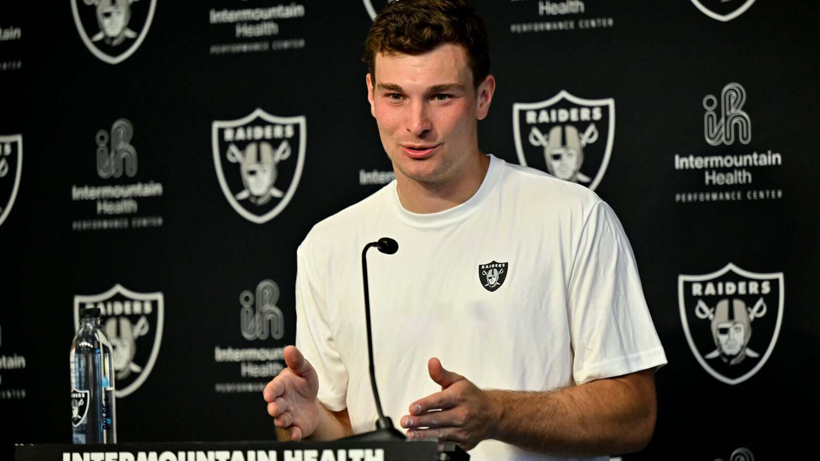 Tom Brady’s ‘very slow’ plan revealed after Kirk Cousins named Raiders QB1 over Fernando Mendoza
