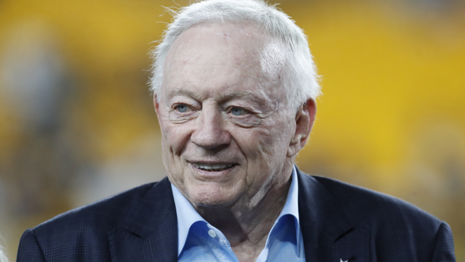 NBA legend Shaquille O'Neal offers advice to Cowboys owner Jerry Jones