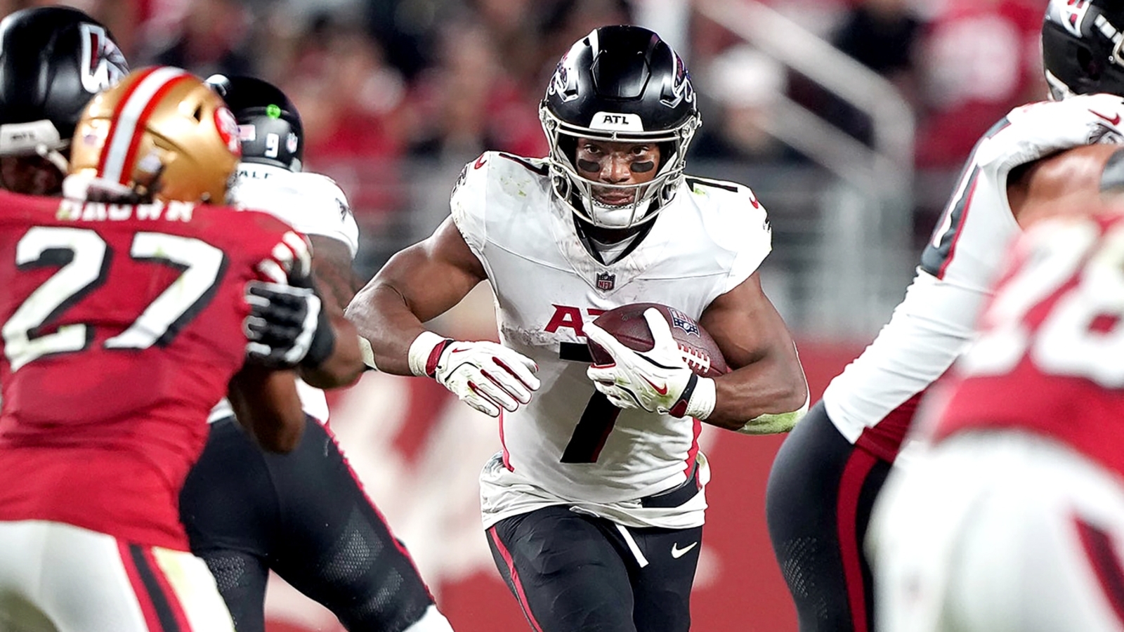 49ers Face Challenge from Falcons' Bijan Robinson