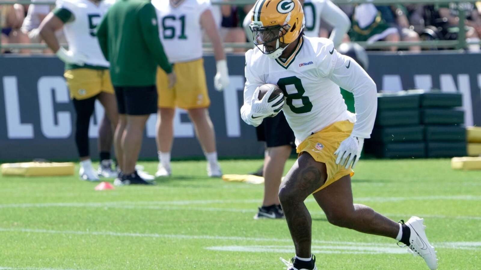 Packers GM Takes Cautious Approach Regarding RB Josh Jacobs