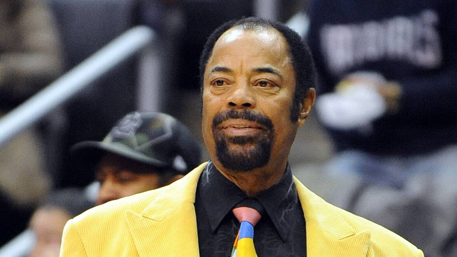 After refusing to wear NBA 75 jacket 