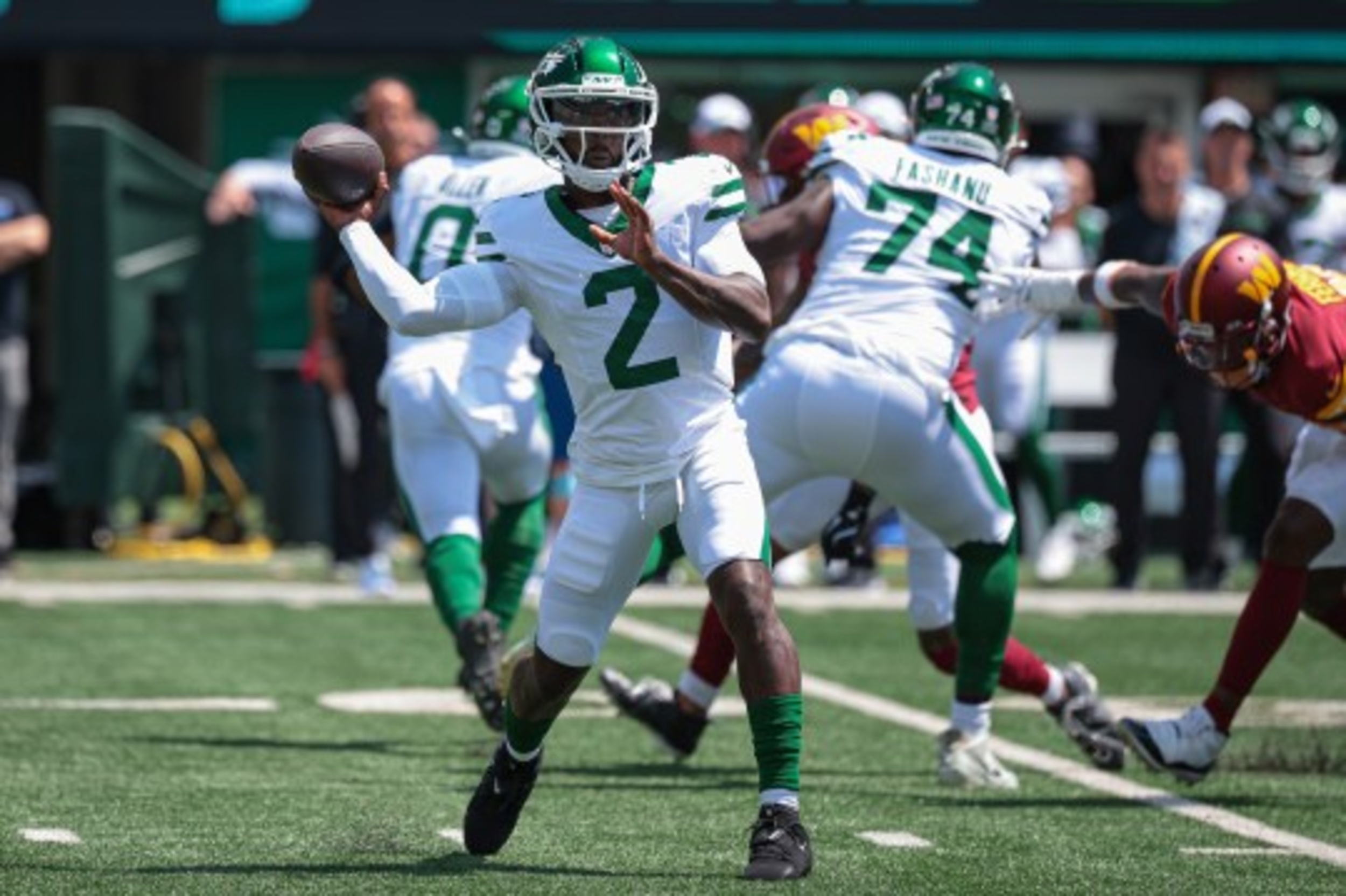 Jets backup QB gets juices flowing in first preseason start as Aaron Rodgers’ return looms