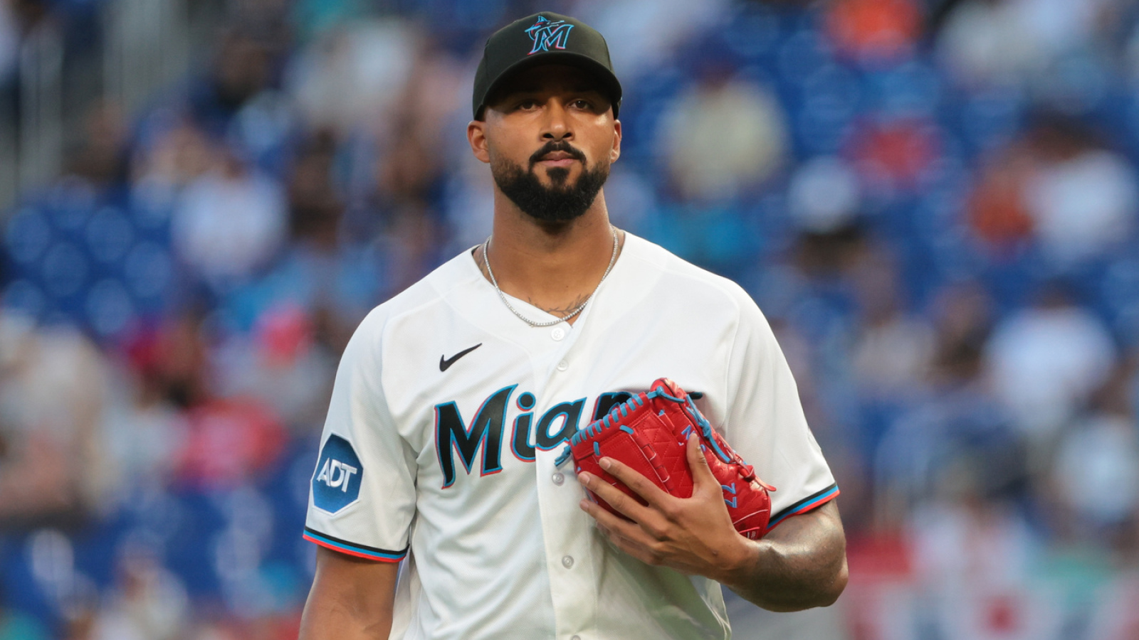https://www.yardbarker.com/media/9/f/9f90b41294a2bc552dd214a8b4fa356d1e95c9f7/thumb_16x9/mar-27-2026-miami-florida-usa-miami-marlins.jpg?v=1