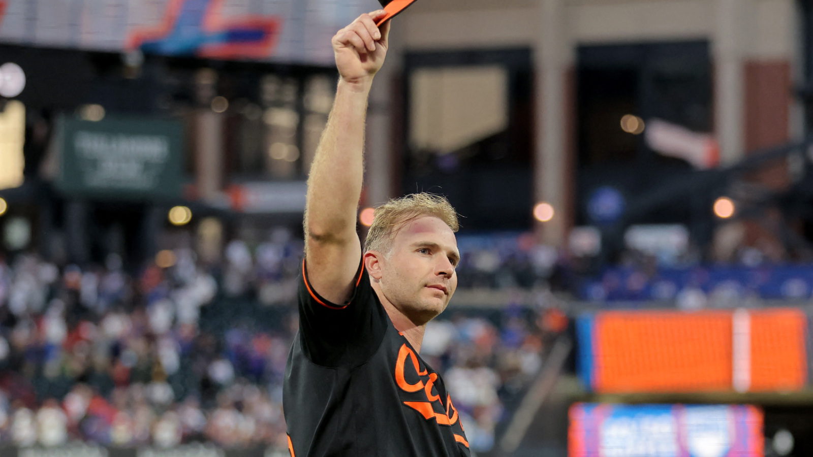 Pete Alonso's 300th home run makes history in multiple ways