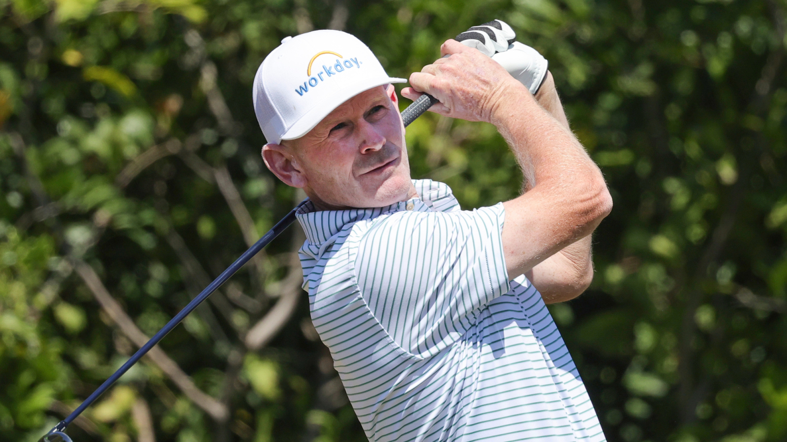 https://www.yardbarker.com/media/9/f/9fb78e76b0f36a4d6aacffe301f279353e78e070/thumb_16x9/brandt-snedeker-wins-myrtle-beach-classic.jpg?v=1