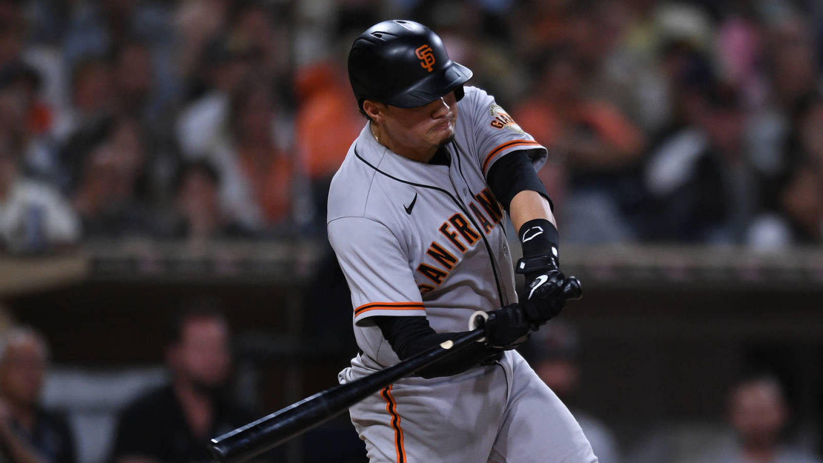Giants lose on controversial Wilmer Flores check-swing name by Gabe Morales