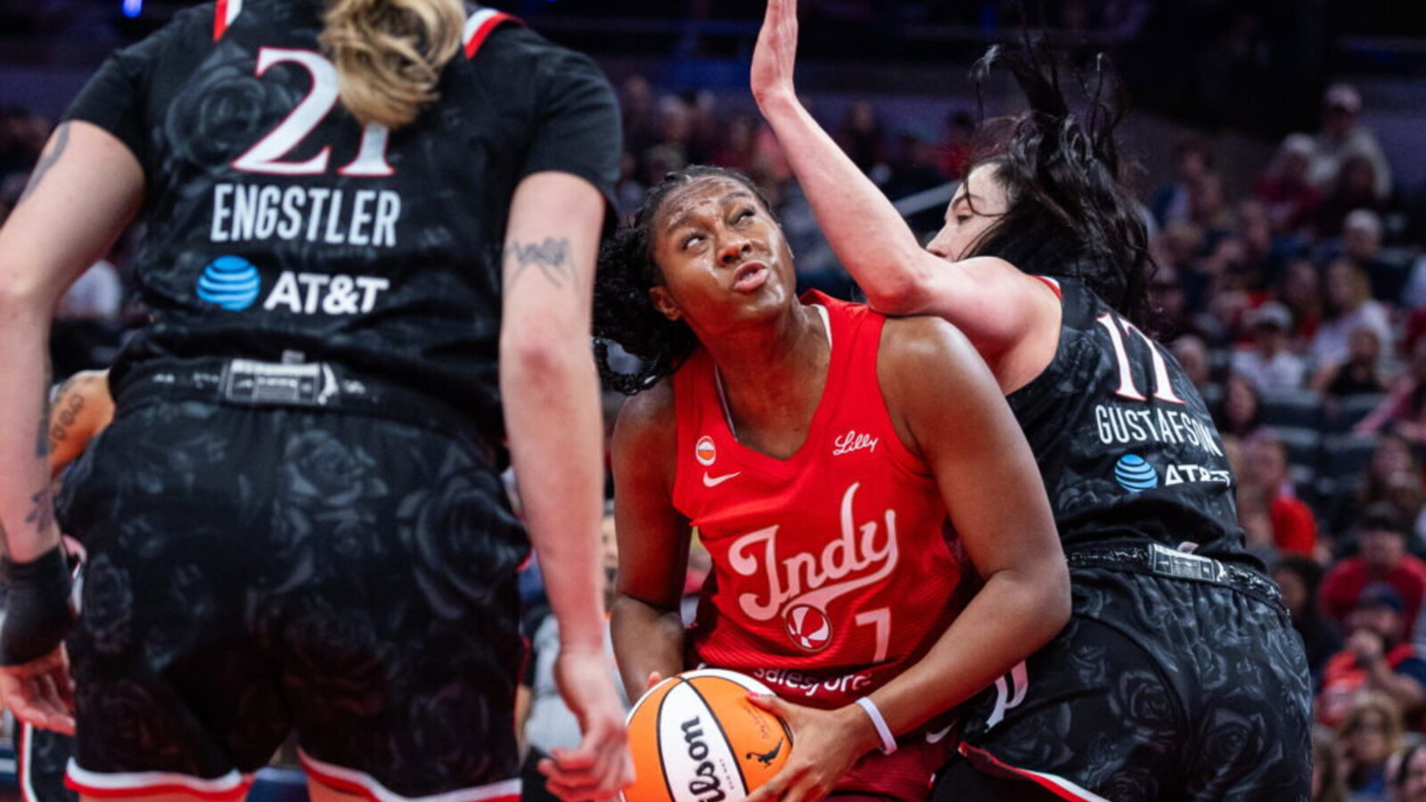Top 10 Defensive Powerhouses in the WNBA, Ranked | Yardbarker