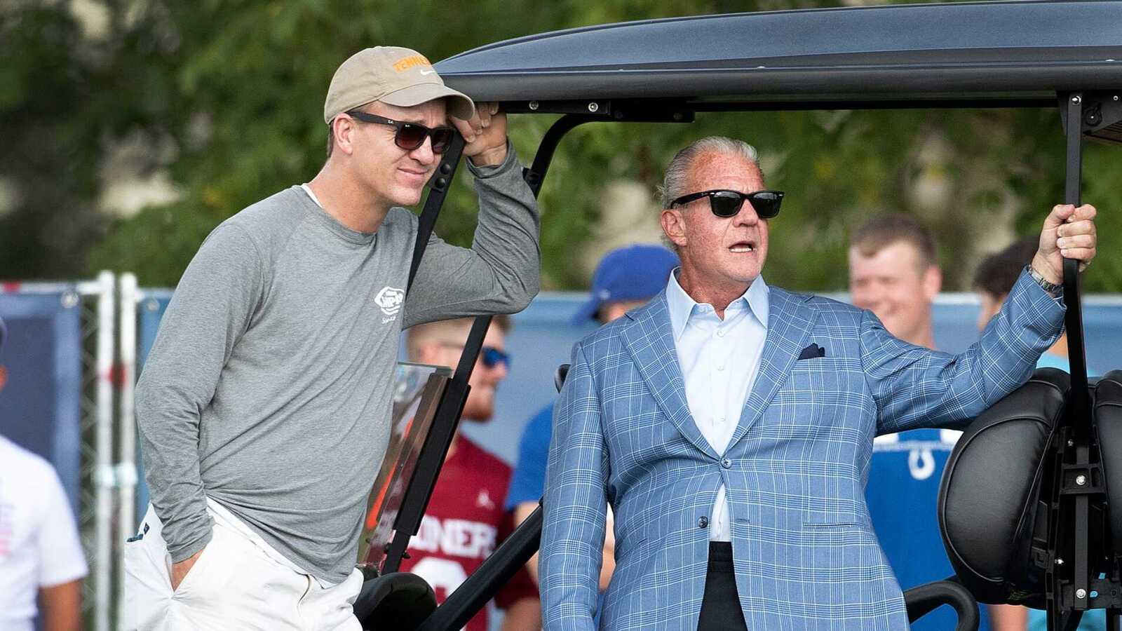 https://www.yardbarker.com/media/a/0/a0418fbf2cf493043fece0fe3c67a4066885b8ec/thumb_16x9/peyton-manning-issues-statement-reacting-jim.jpg?v=1