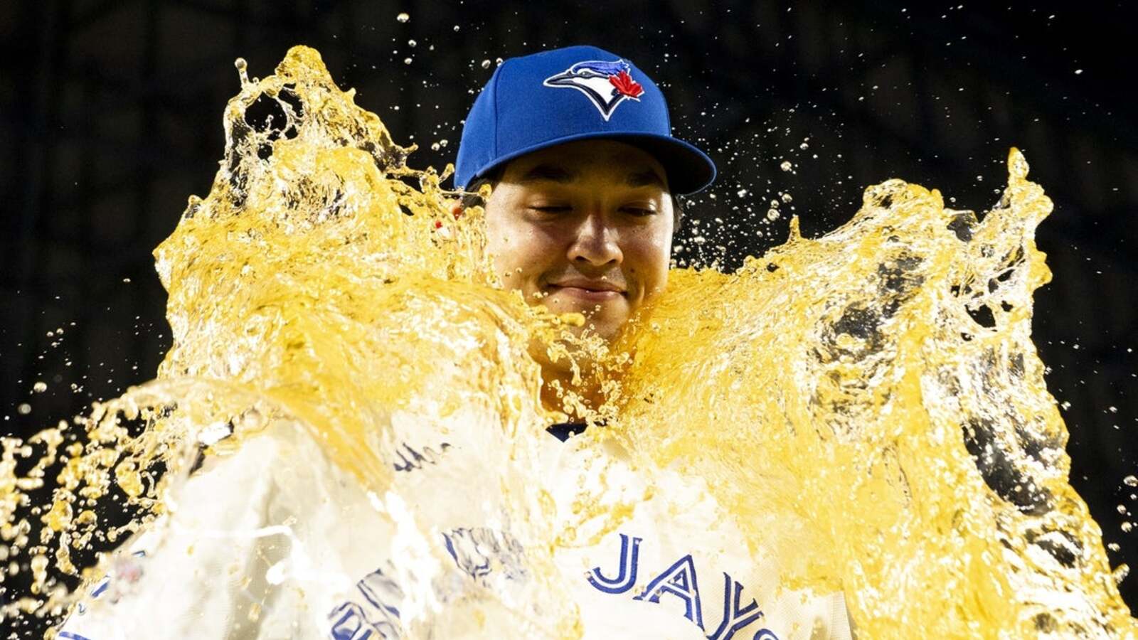 Blue Jays Aim for Series Victory Against Struggling Red Sox