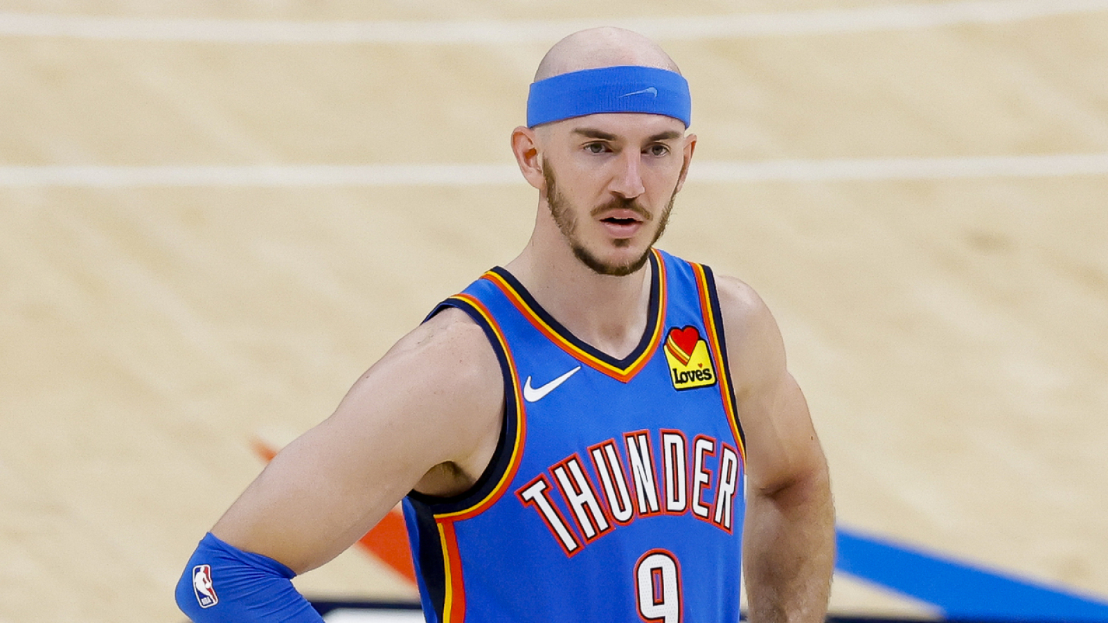 https://www.yardbarker.com/media/a/0/a0bb9c185891a9587a526d1a3fc7eea4f8c1e7e0/thumb_16x9/simple-trade-turned-thunder-powerhouse.jpg?v=2