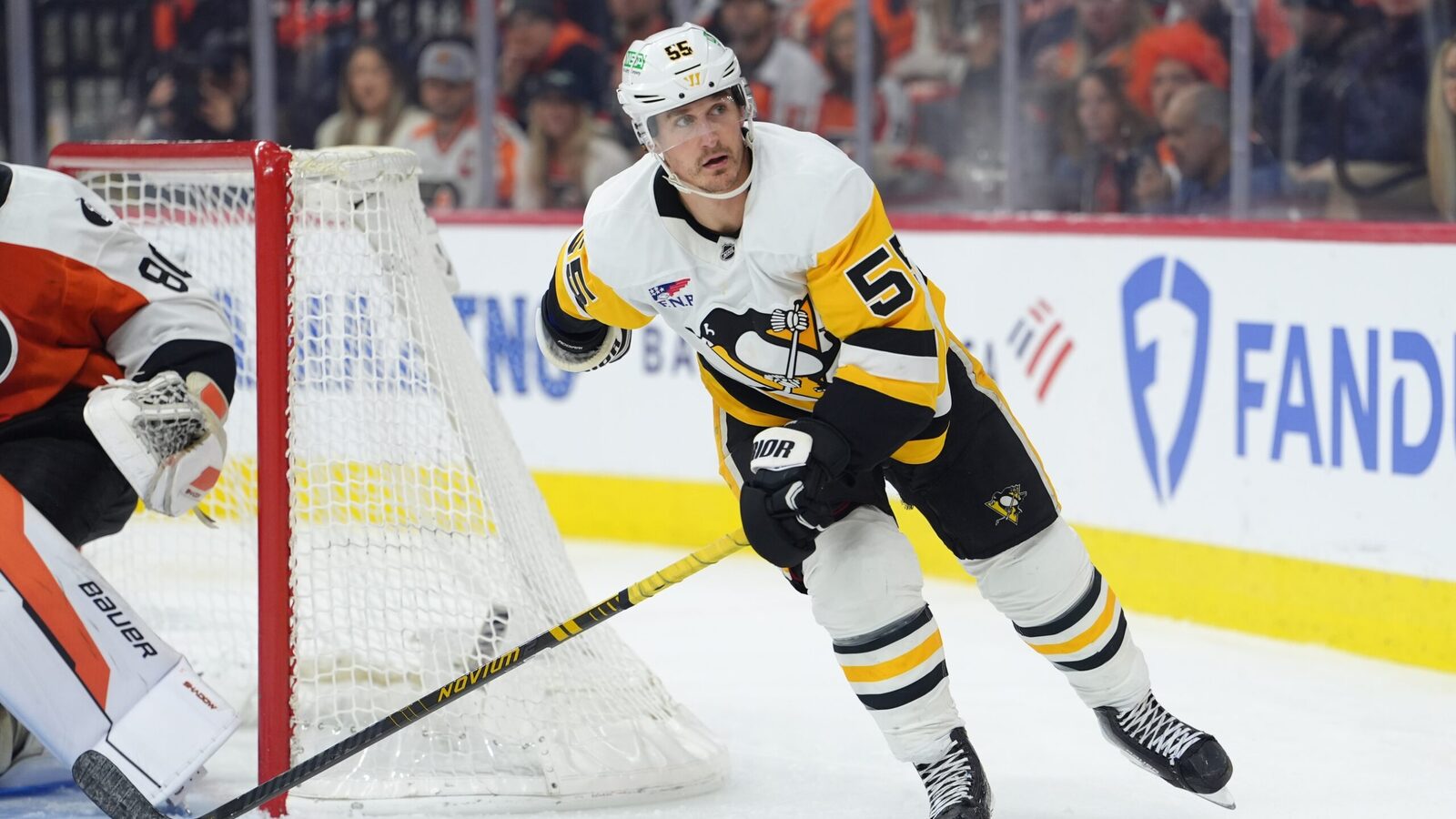 Flyers sign Acciari, Klimovich to contracts