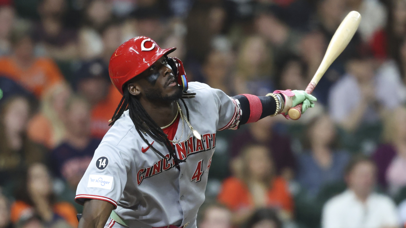 https://www.yardbarker.com/media/a/0/a0f98def5146adb7765932250907eedefcc72375/thumb_16x9/reds-elly-de-la-cruz-accomplishes-feat-seen.jpg?v=2