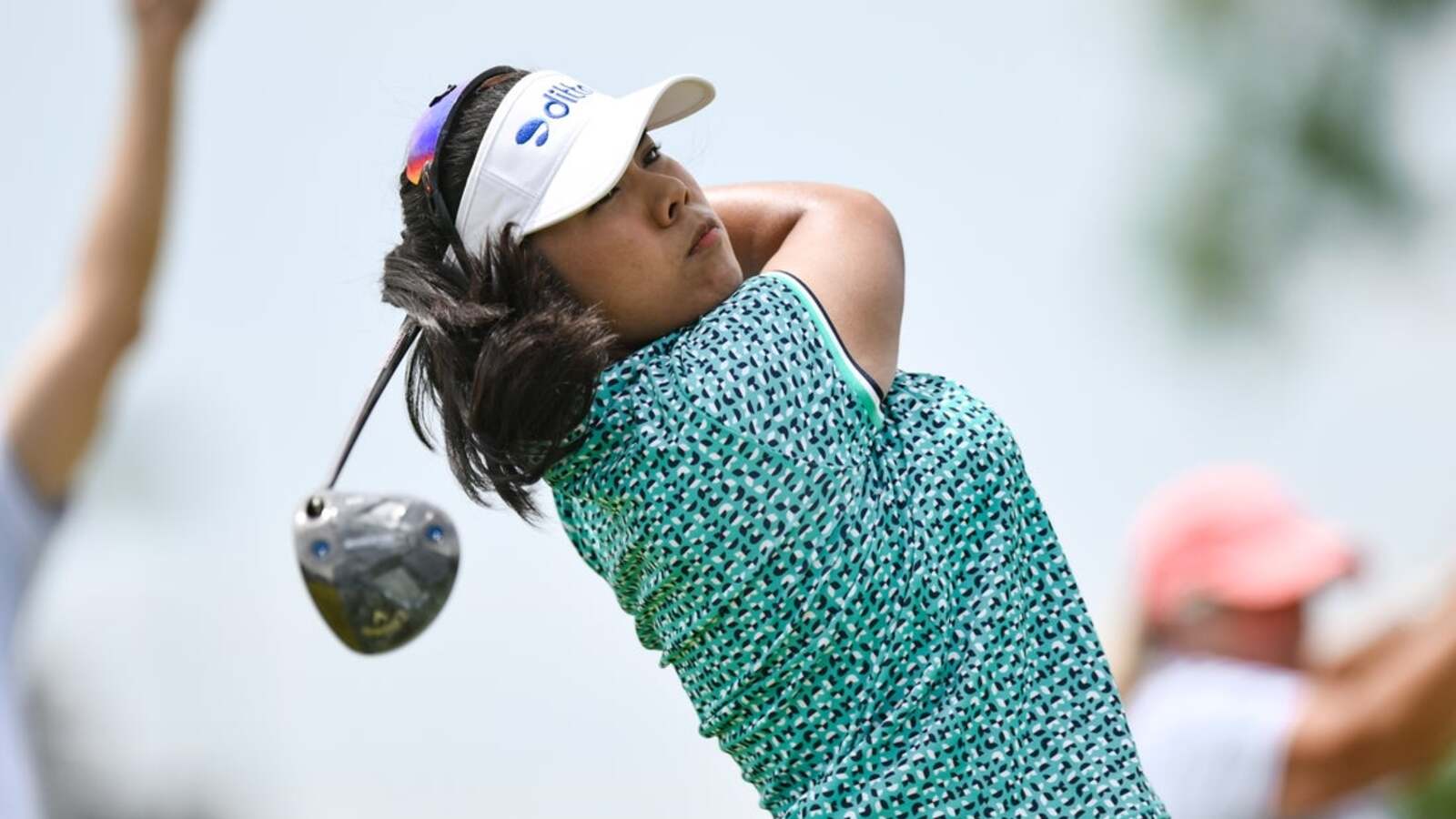 Arpichaya Yubol Leads Standard Portland Classic Midway Through