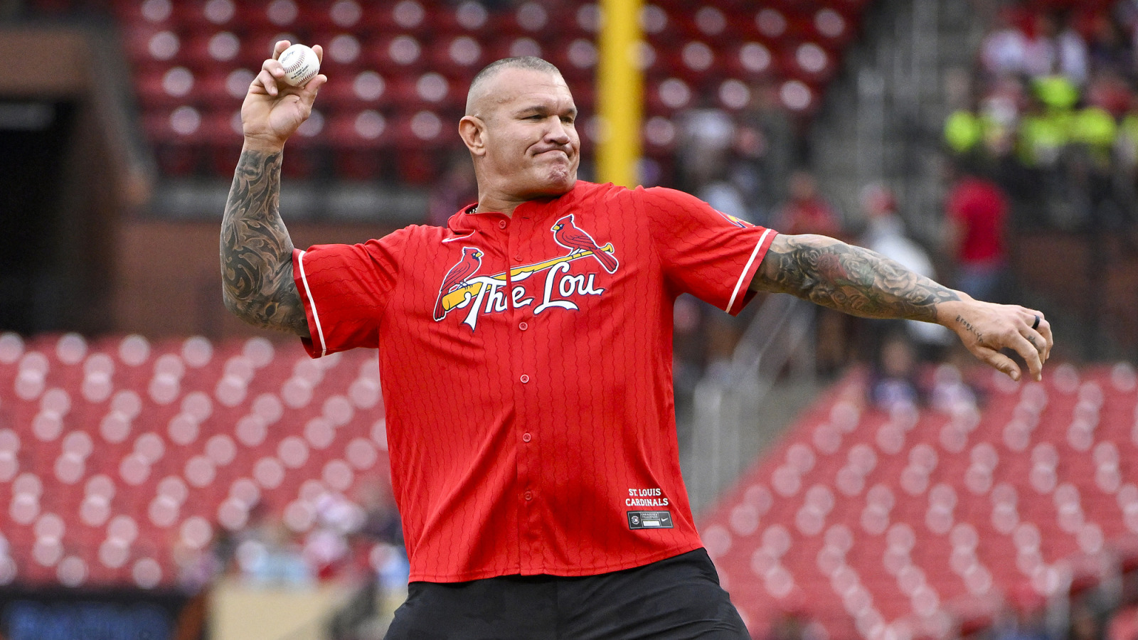 WWE Sunday Night’s Main Event Highlights: Orton Defeats Rhodes, Trick Williams Claims U.S. Title