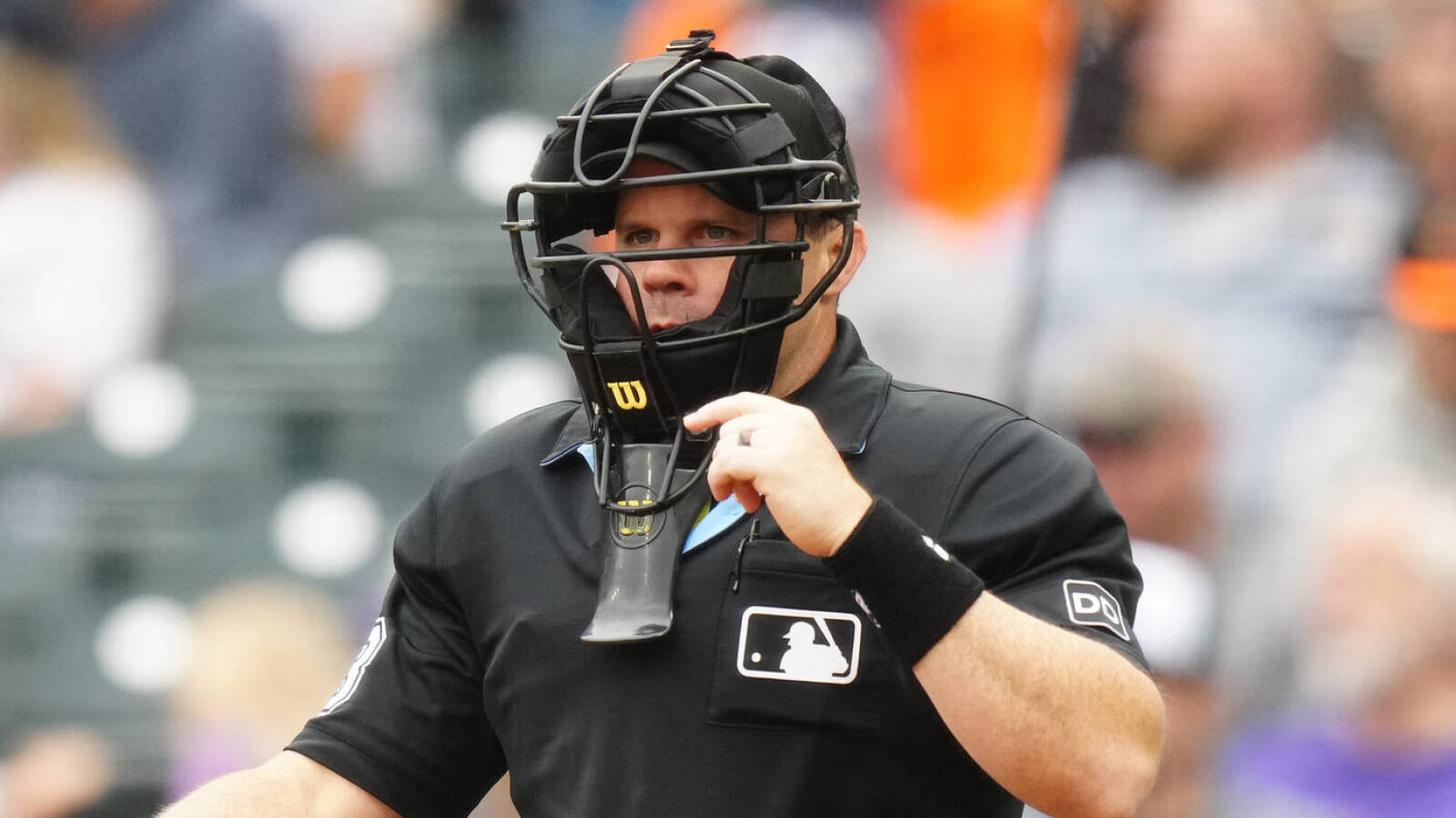 Does MLB need robot umpires? Yardbarker