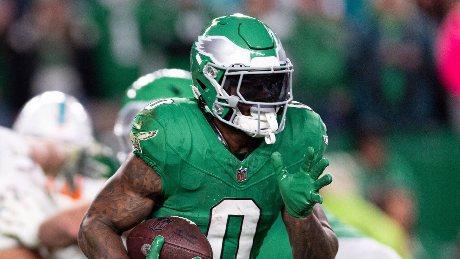 Chicago Bears' Misstep Overpaying for D'Andre Swift Raises Eyebrows