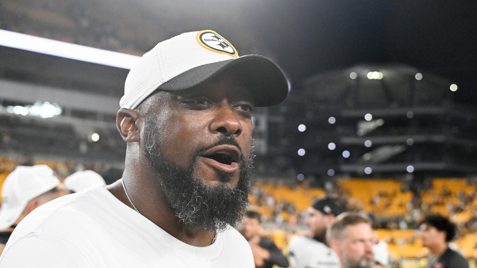 https://www.yardbarker.com/media/a/1/a1f25073524325904138a679d37501acbcca4ee6/thumb_16x9/aug-16-2025-pittsburgh-pennsylvania-usa.jpg?v=1
