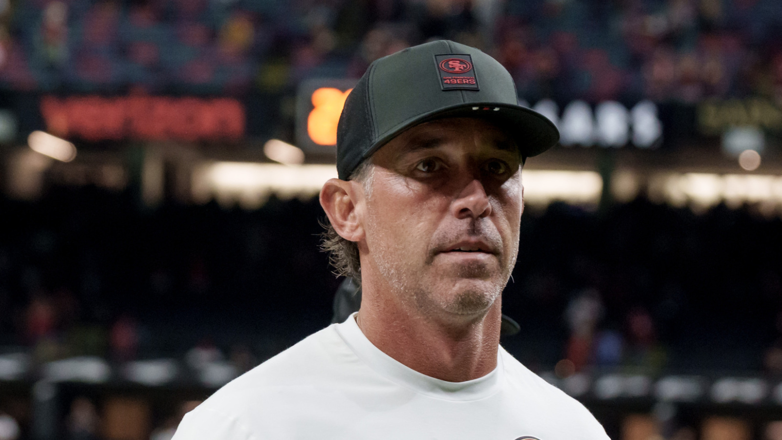 https://www.yardbarker.com/media/a/2/a232943d61764925bbf44190d0dffc7fa181679b/thumb_16x9/49ers-shanahan-responds-heated-moment-between.jpg?v=1