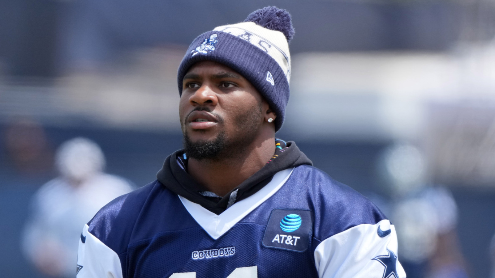 https://www.yardbarker.com/media/a/2/a2b7b345d6dd53017cd4e887b267caad6de88fda/thumb_16x9/insider-predicts-cowboys-parsons-contract.jpg?v=1