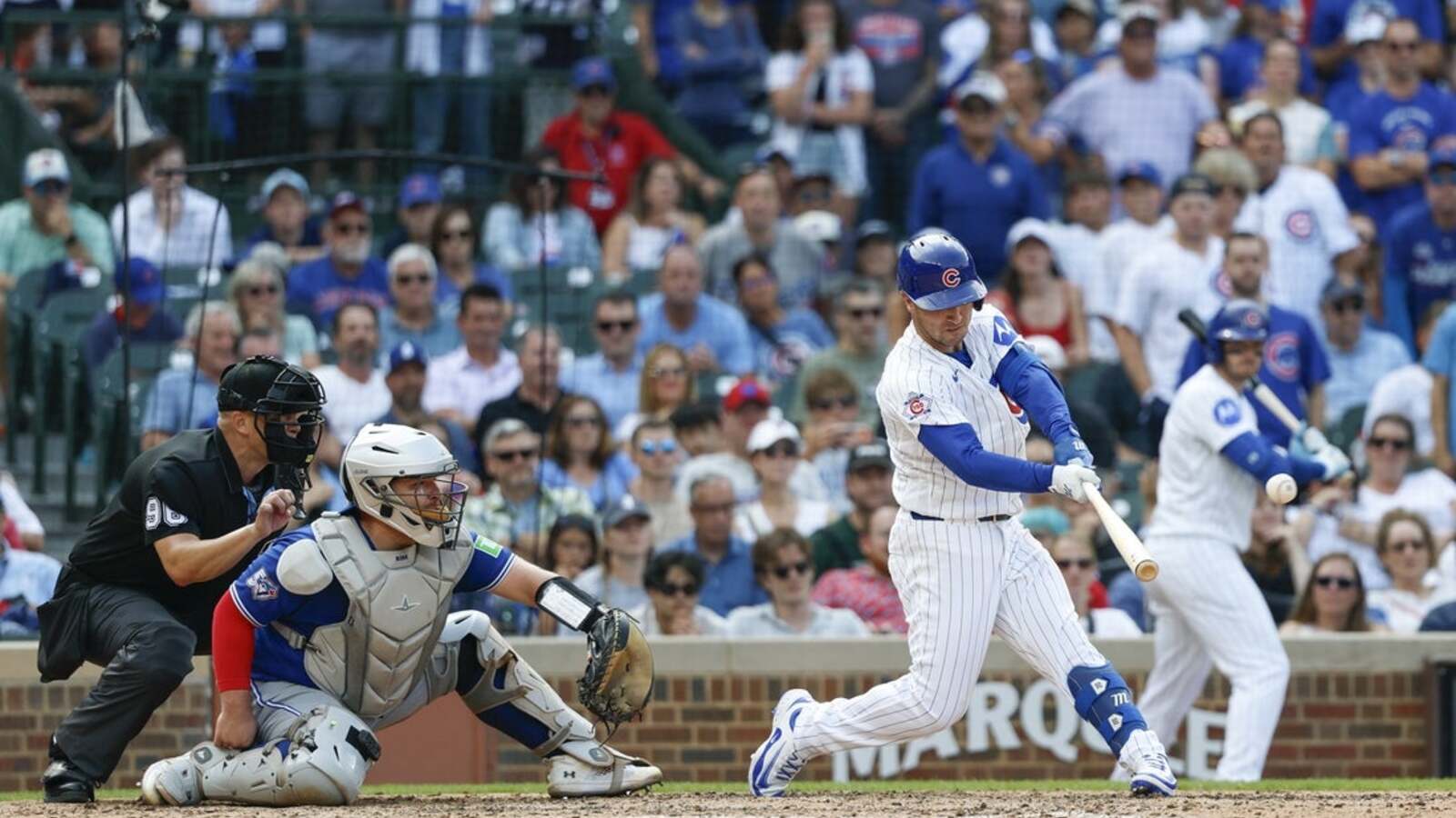 Cubs Rally to Defeat Blue Jays with Late Heroics