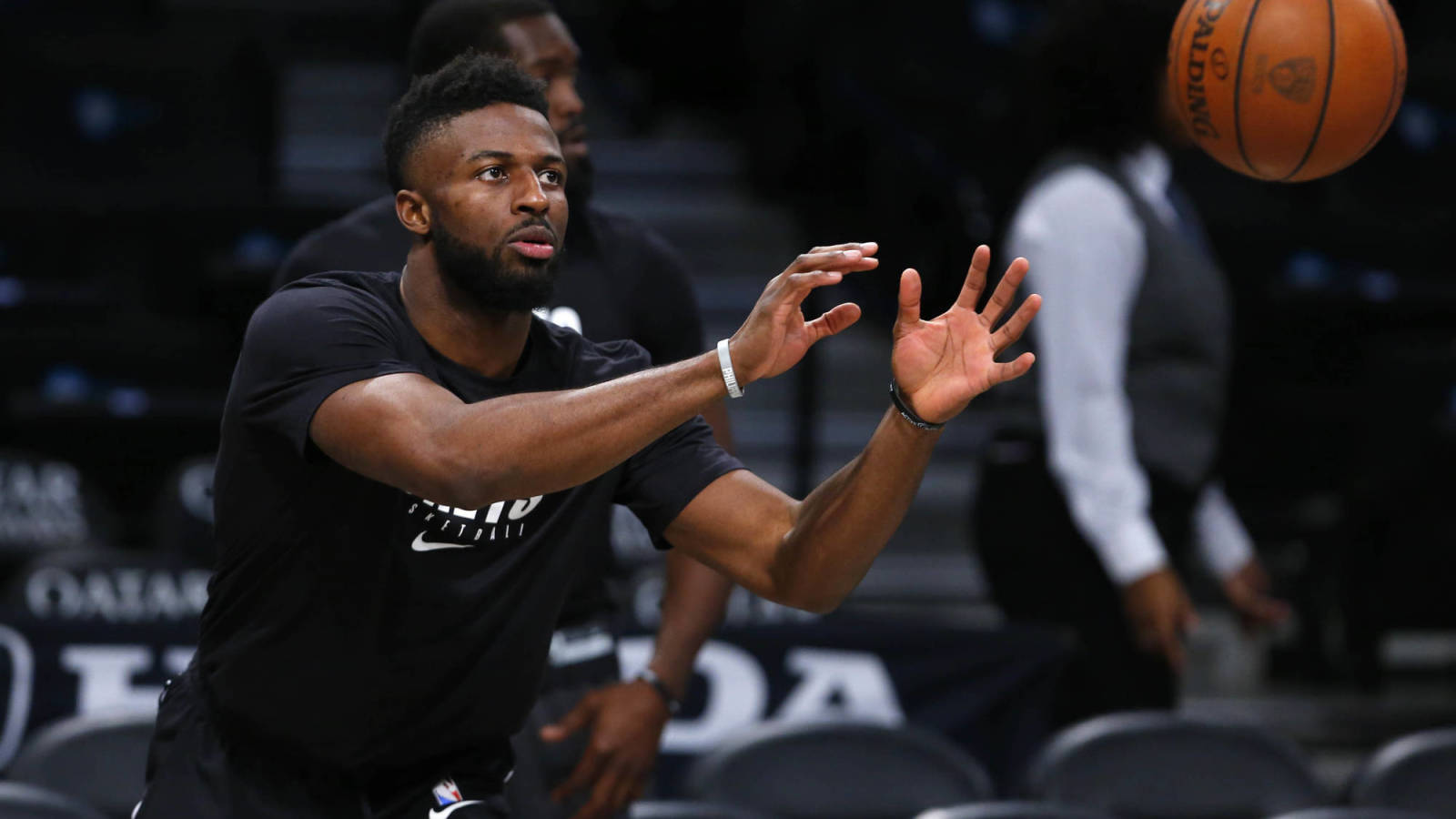 Rockets bet on David Nwaba to take a large step forward after his recovery | Yardbarker