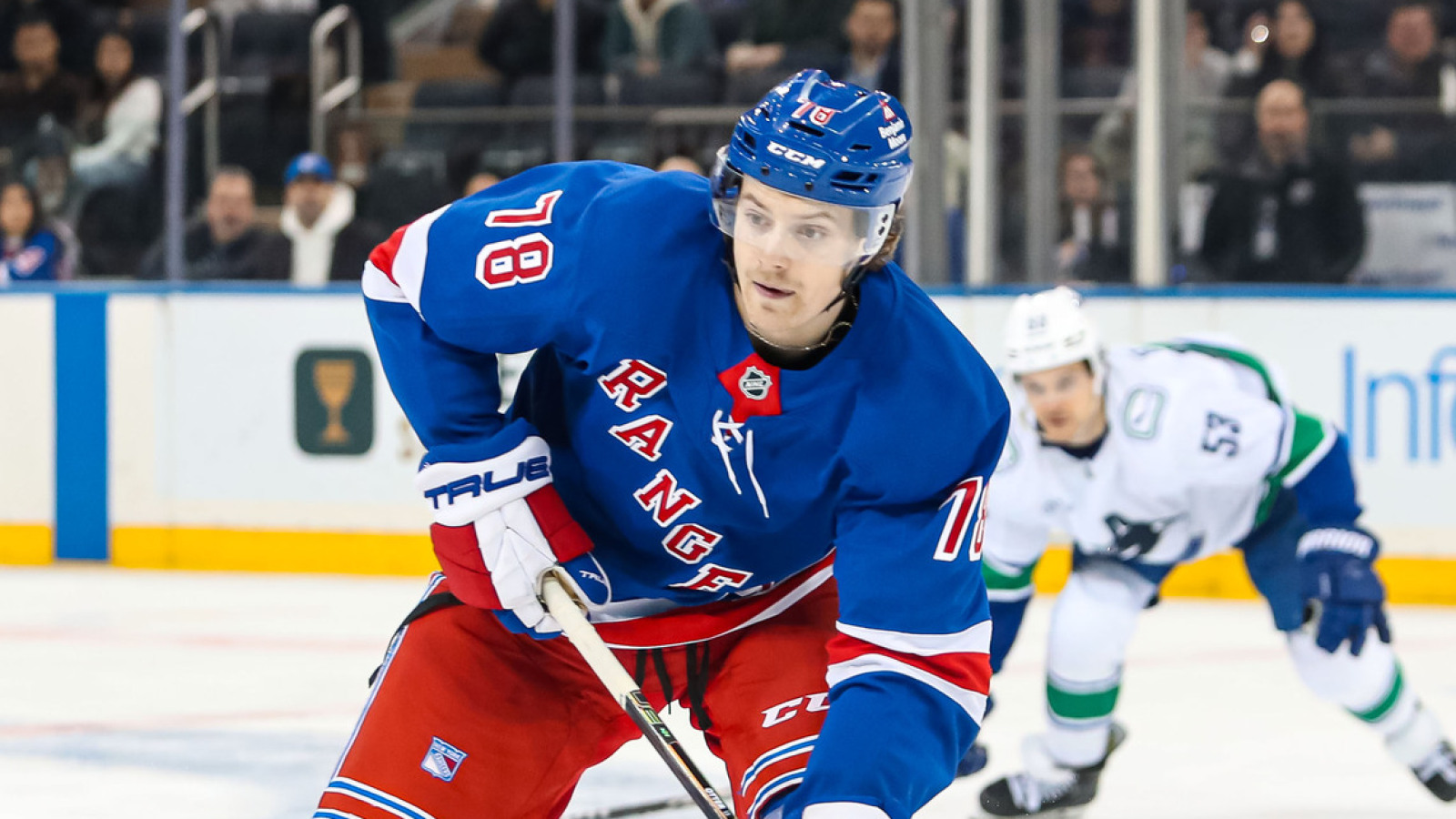https://www.yardbarker.com/media/a/3/a3137c57e5270bcaf58476018df4ea58978fc37c/thumb_16x9/third-line-remains-flux-rangers-as-former.jpg?v=1