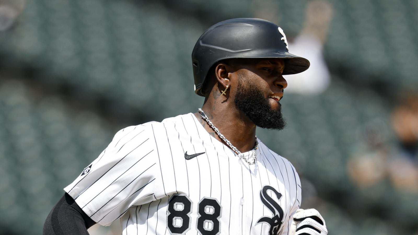 https://www.yardbarker.com/media/a/3/a31f750a3fa8371583802b43250fe08975394981/thumb_16x9/white-sox-reportedly-suitors-disappointing-player.jpg?v=1