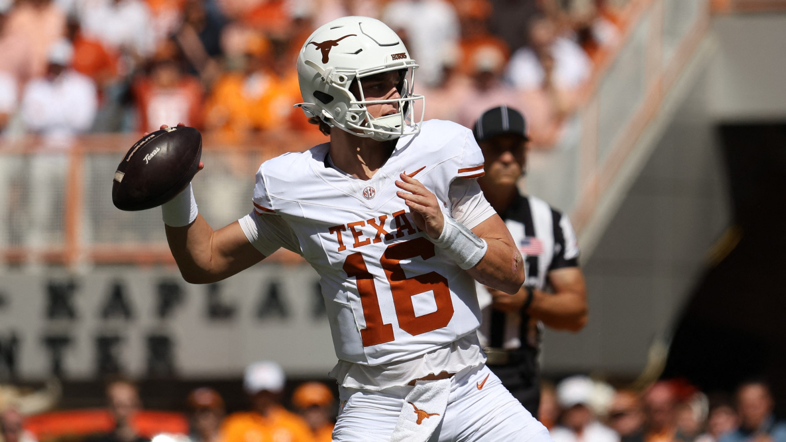 Jokes pour in after Arch Manning’s disastrous turnover against Oklahoma ...