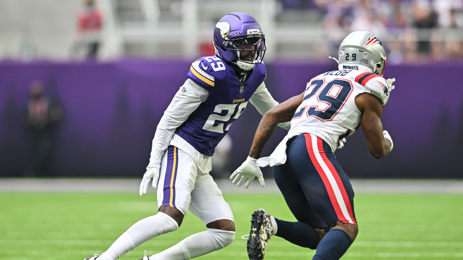 Vikings waive Dwight McGlothern with injury designation, sign new CB