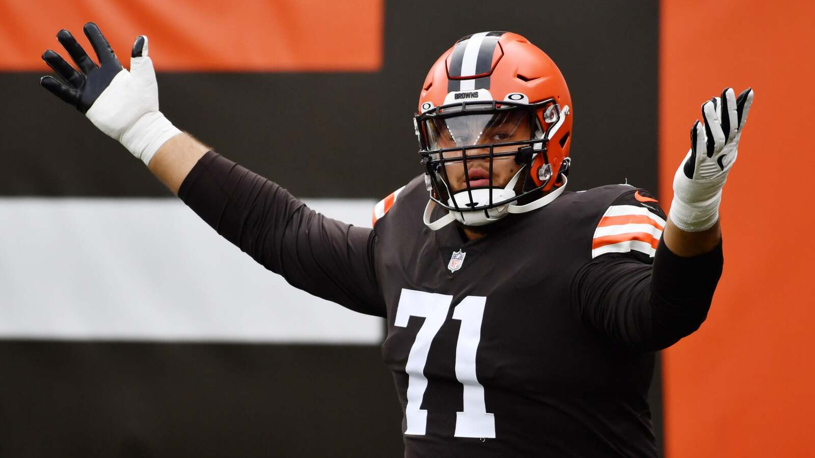 Chicago Bears Preseason Opener: Key Non-Rookie Players to Watch