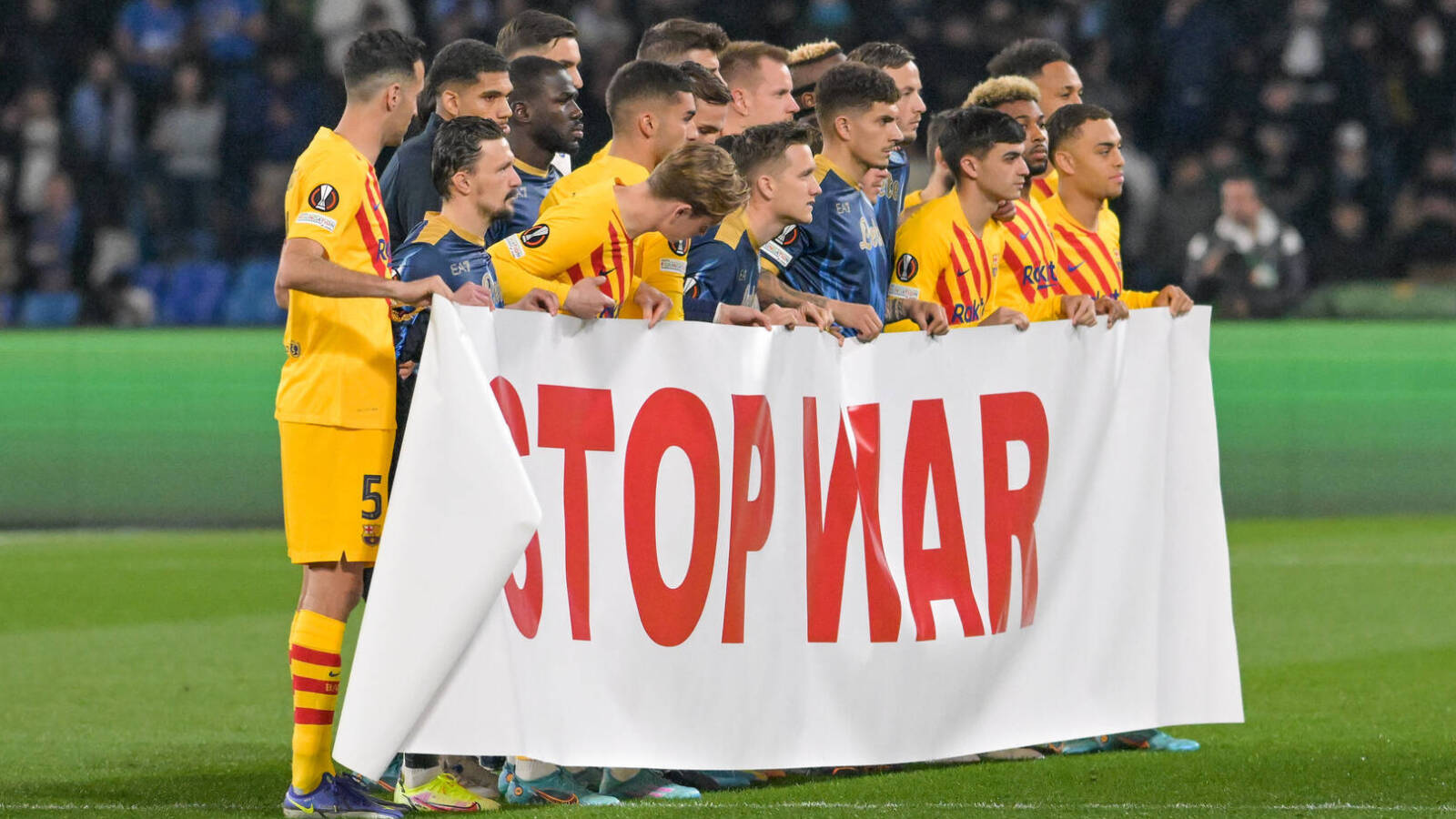 Барселона Наполи 2020